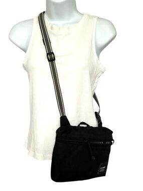 Pacsafe Bag Slingsafe LX Series Black Crossbody RFID Safe Small